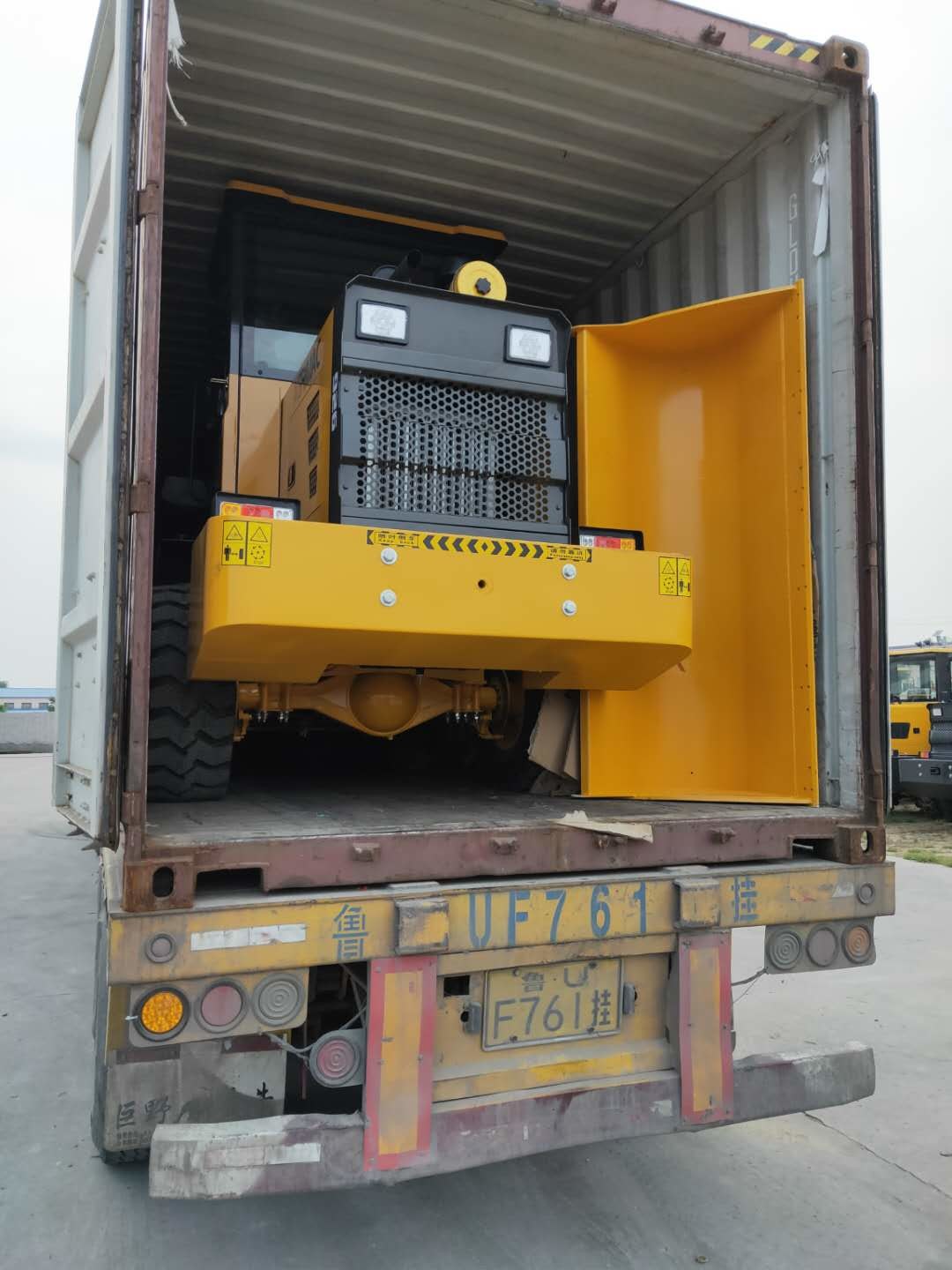 Latest company case about 6 sets MC926 Mini Wheel Loaders Delivered To The Philippines