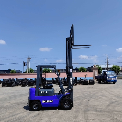 2255mm Overall Length 4 Wheel Diesel Forklift FD15 Small Forklift Truck