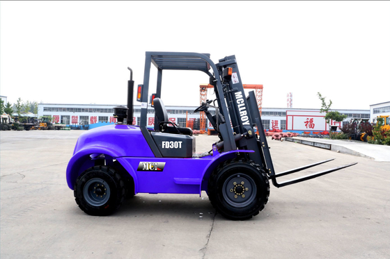 Heavy-Duty Diesel Four-Wheel Drive Forklift Truck Tire Type Air / Solid