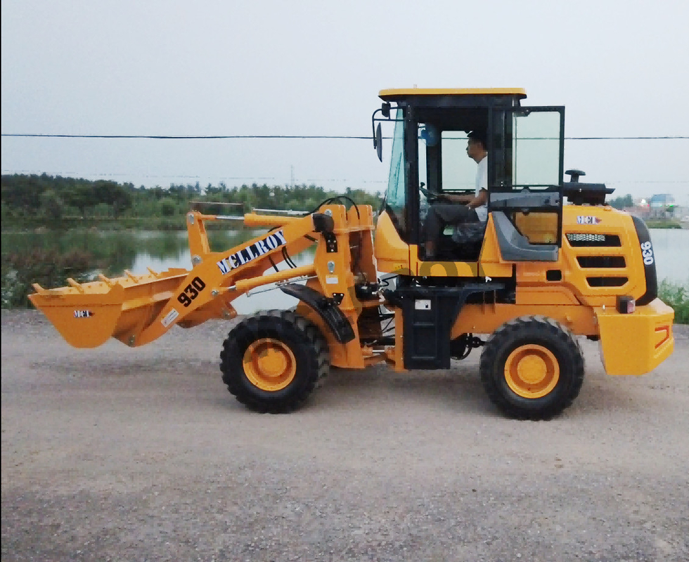Small Compact Wheel Loader Item MCL930