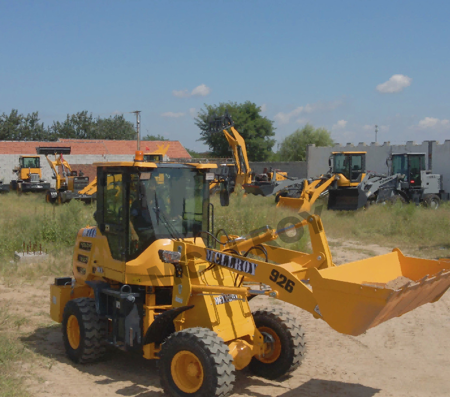 1.5 Ton Compact Articulated Wheel Loader For Transporting Large Scale Materials