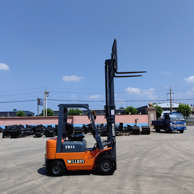 Compact Diesel Counterweight Forklift FD15 Comfortable Operation Easy Maintenance