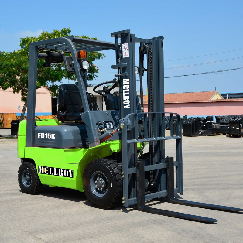 Compact Diesel Counterweight Forklift FD15 32KW Comfortable Operation Easy Maintenance