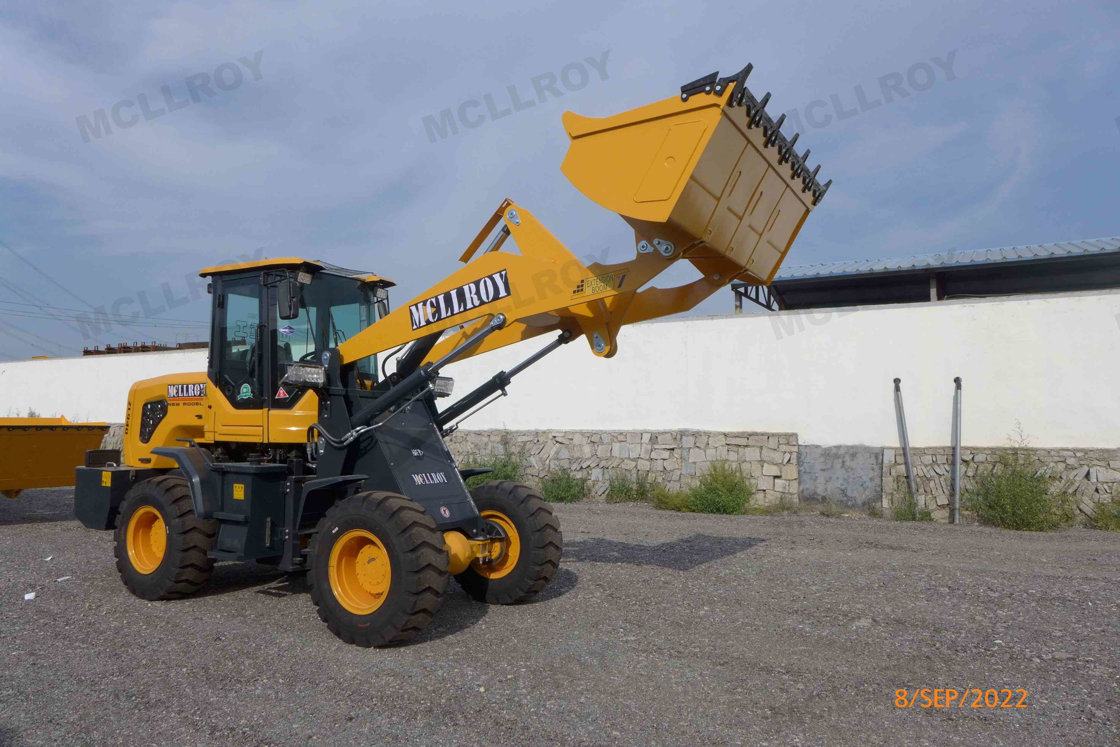 2300 Kg Wheel Loader Compact For Lifting Dirt