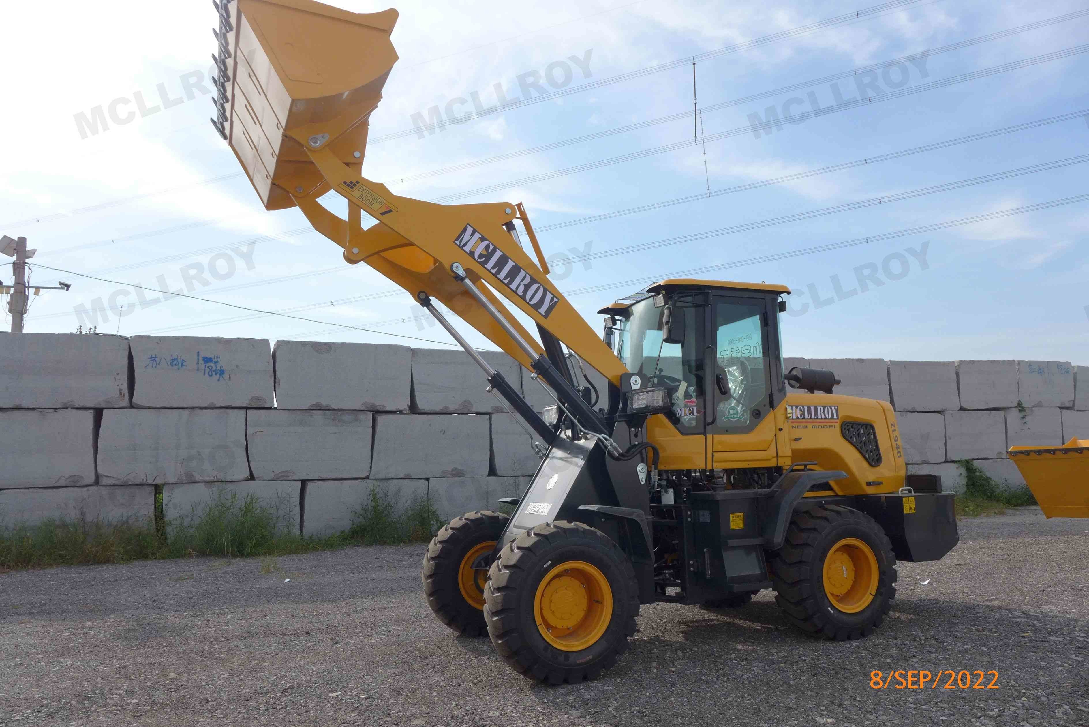 Front End 2t Compact Wheel Loaders With Bucket For Transporting Large Amounts Of Materials