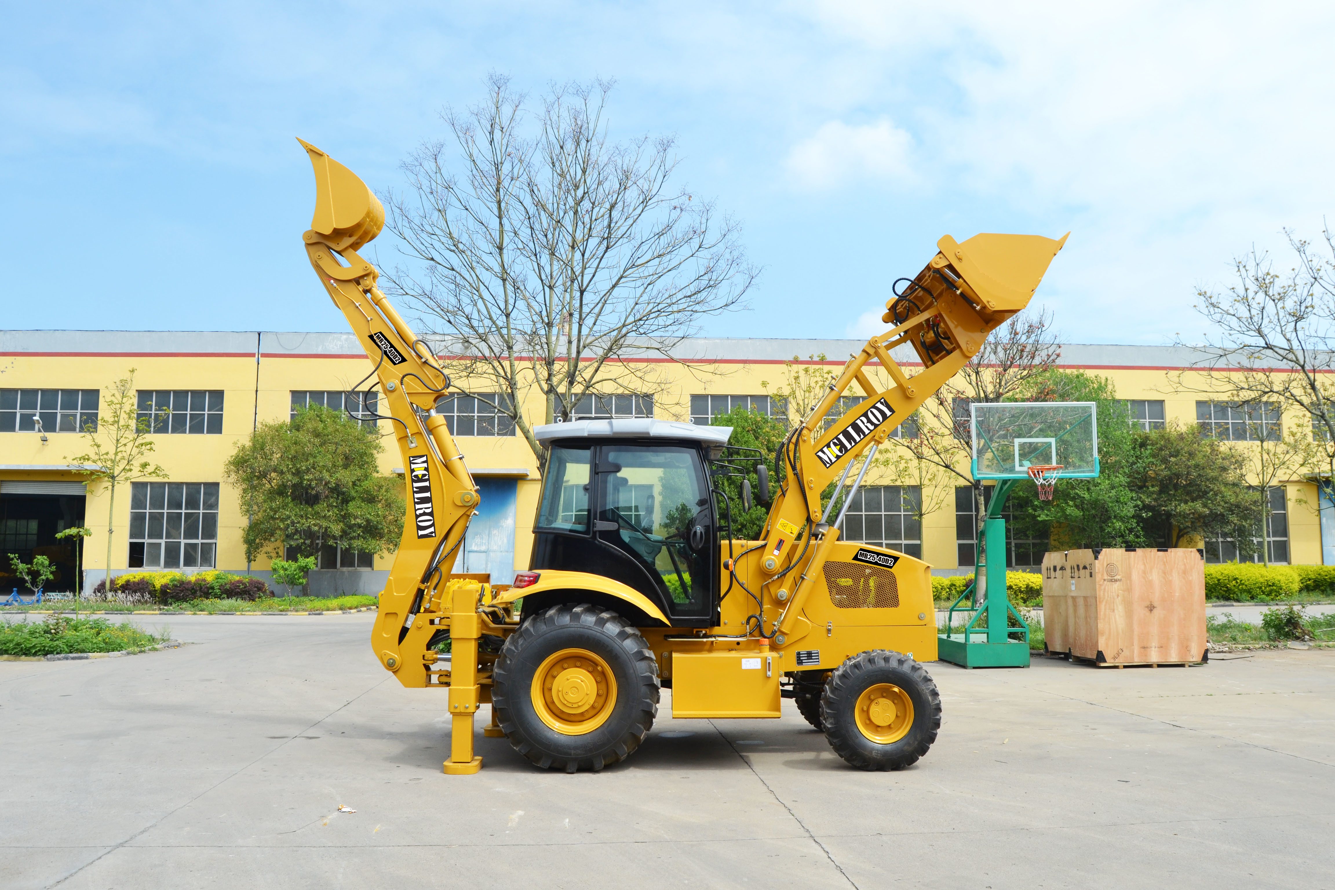 Articulated Compact Backhoe Loader MCLLROY MB30-40D 4m Digging Depth 75-92 Kw