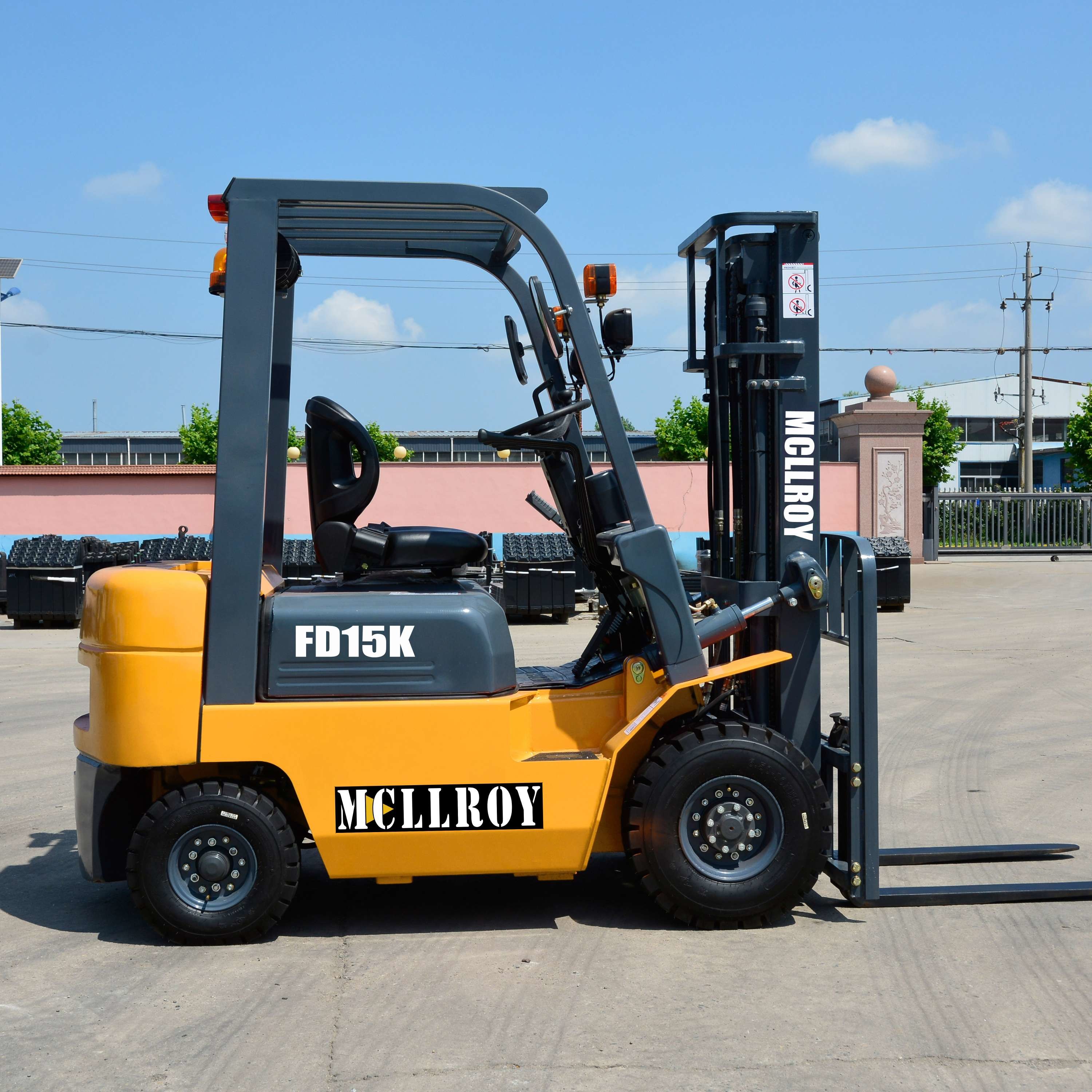 Solid Tire Counterbalance Forklift Truck FD15 2040Mm Overhead Guard Height